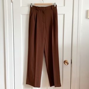 Aritzia Effortless Pants in Cognac Size 4